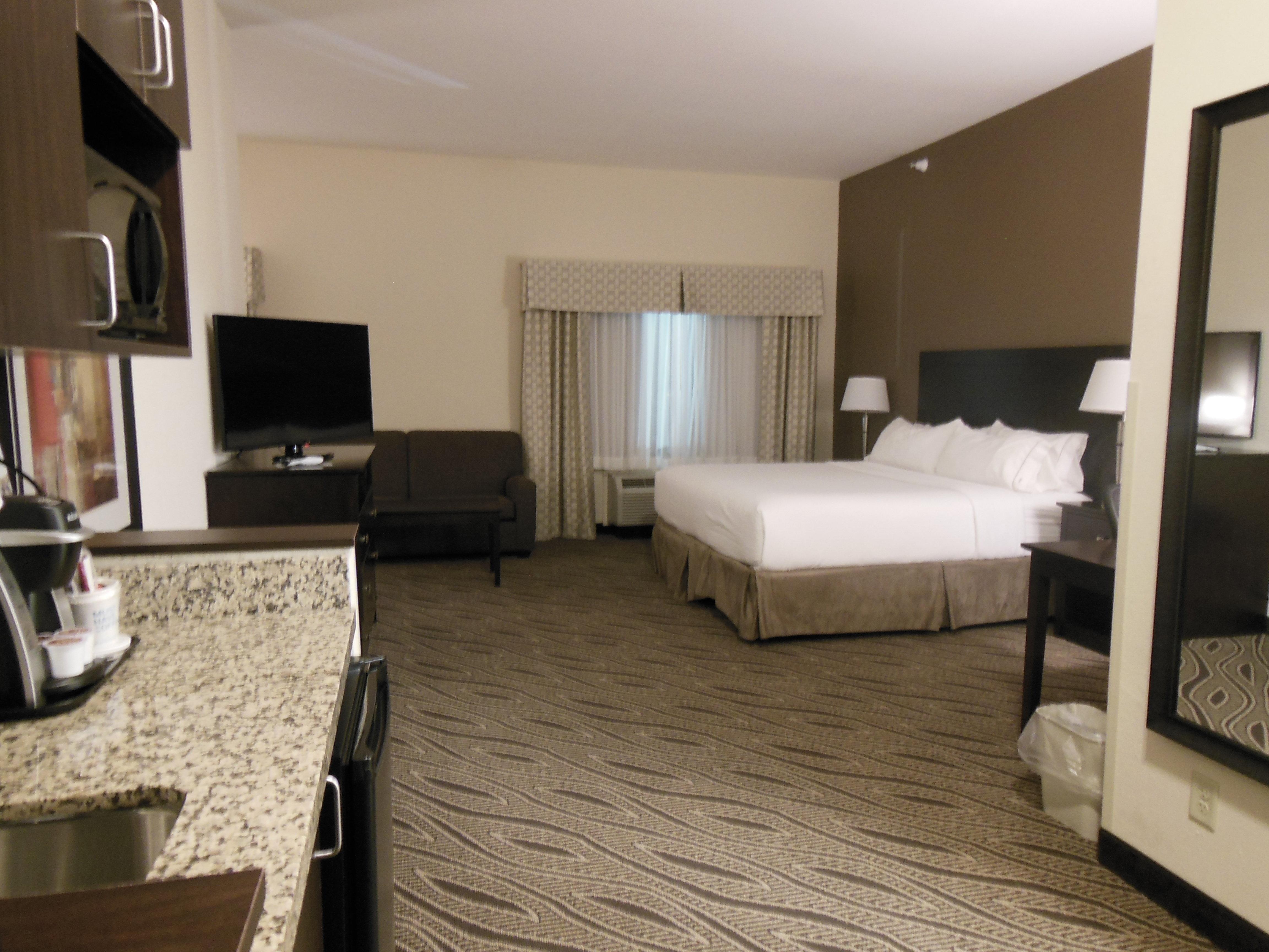 Holiday Inn Express & Suites Washington - Meadow Lands By Ihg Exterior photo