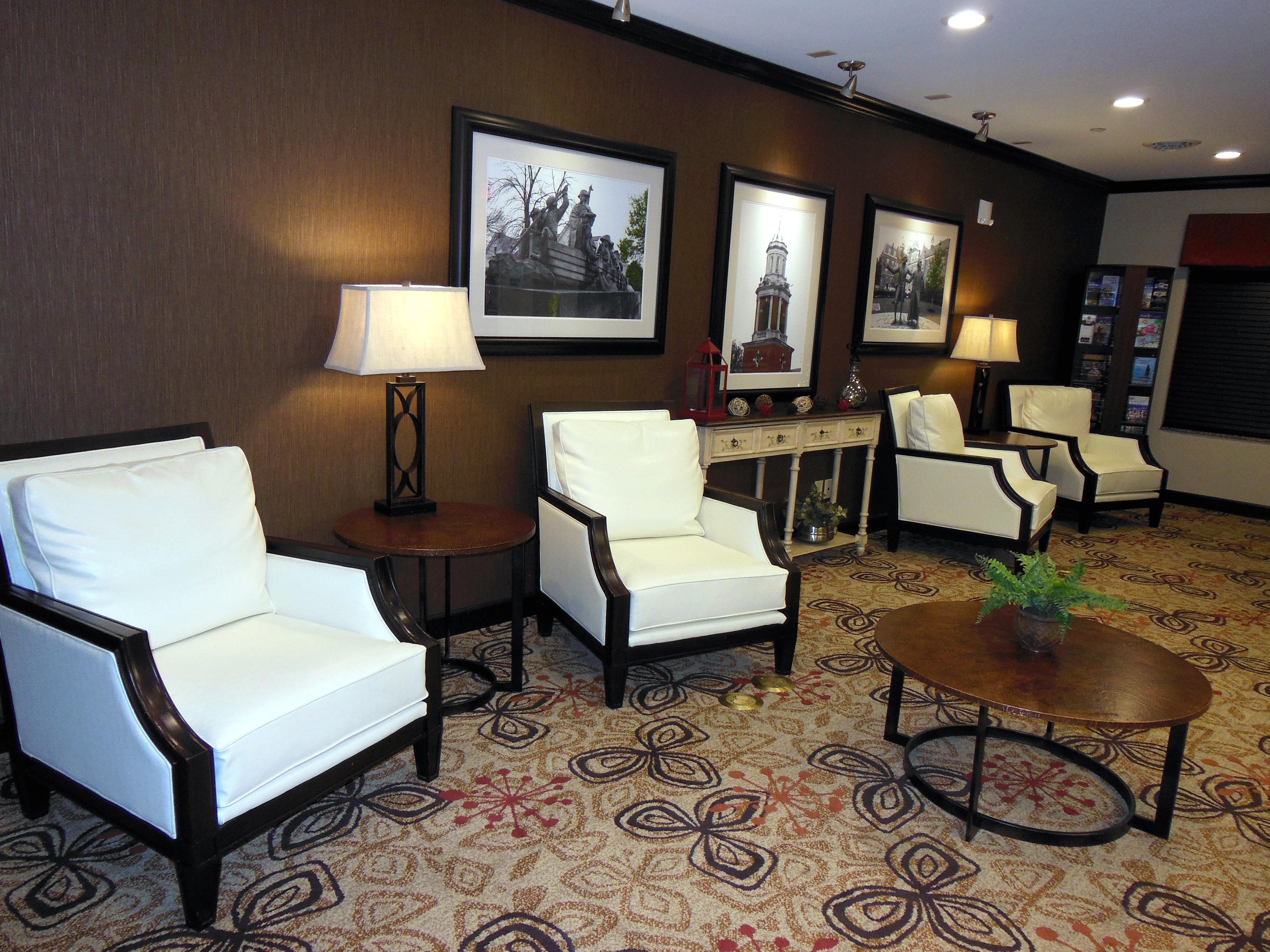 Holiday Inn Express & Suites Washington - Meadow Lands By Ihg Exterior photo