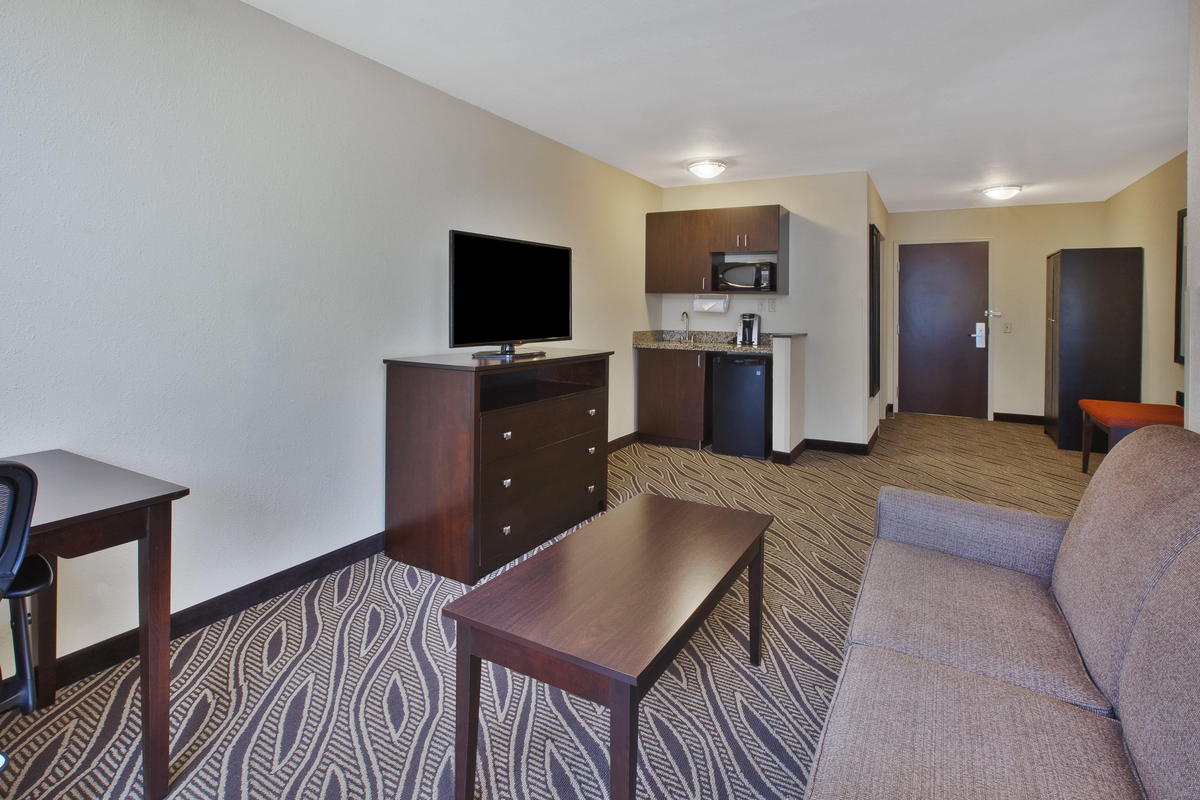 Holiday Inn Express & Suites Washington - Meadow Lands By Ihg Exterior photo