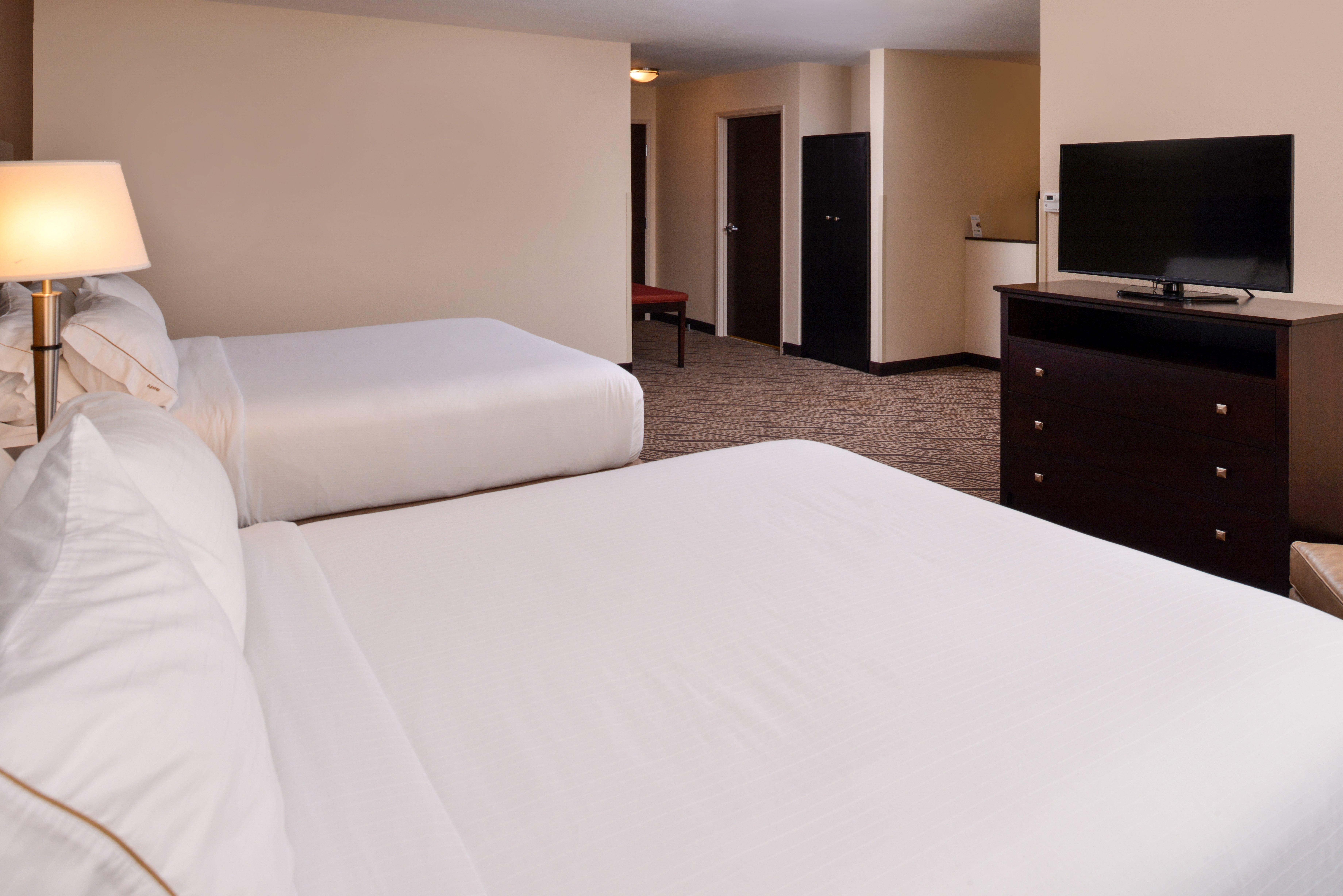 Holiday Inn Express & Suites Washington - Meadow Lands By Ihg Exterior photo
