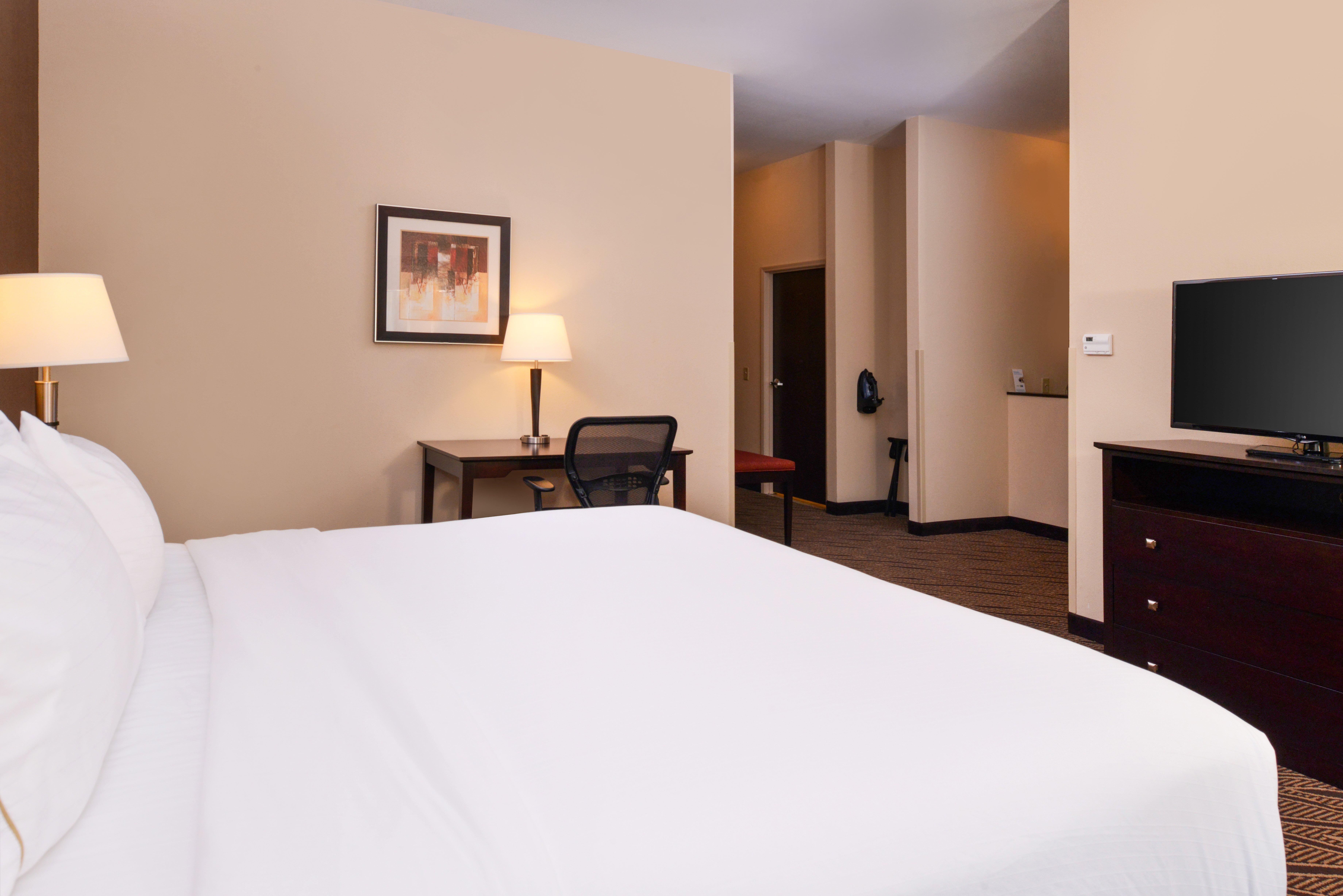 Holiday Inn Express & Suites Washington - Meadow Lands By Ihg Exterior photo